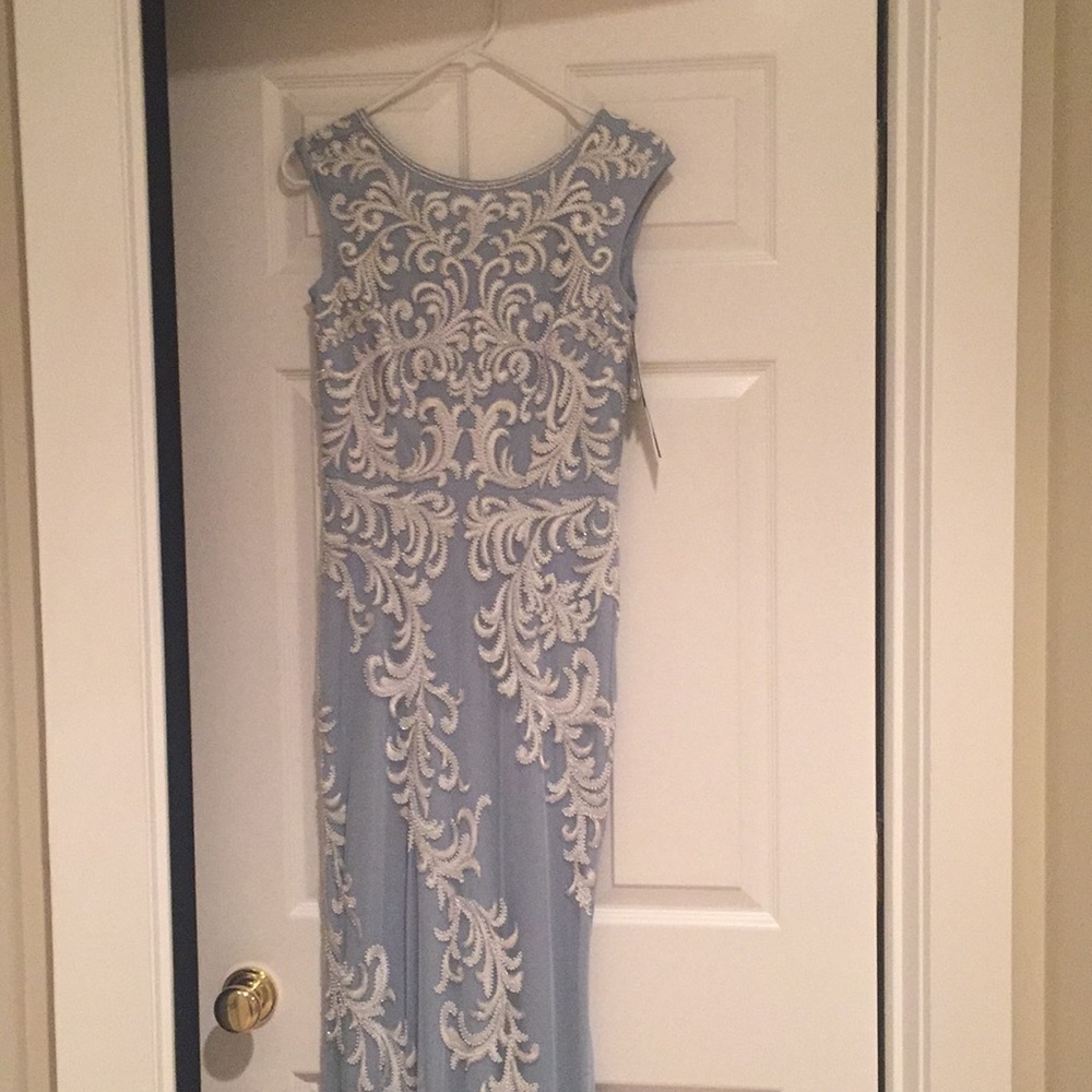 Light blue beaded full-length dress - Picture 2 of 7